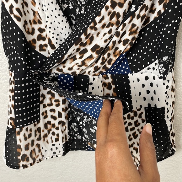 CABI Crossover Cami | Navy & Black | Size 2 - Picture 5 of 10